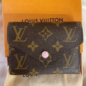 Louis Vuitton Victorine Wallet Rose Ballerine